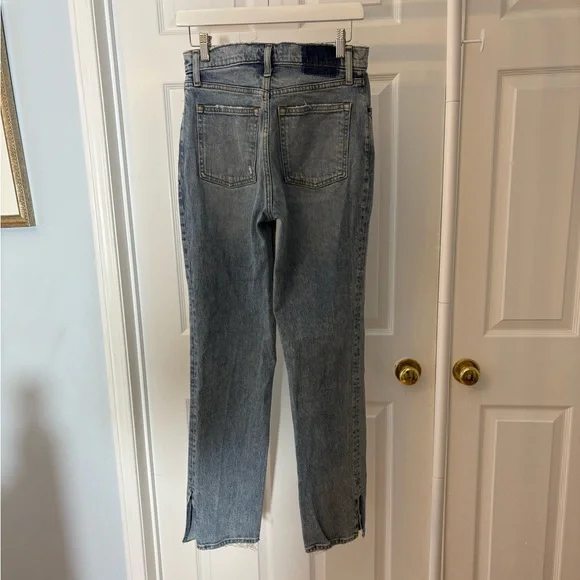 Abercrombie The 90s Straight Ultra High Rise Jeans Distressed Blue Size 26 / 2 - Picture 6 of 11
